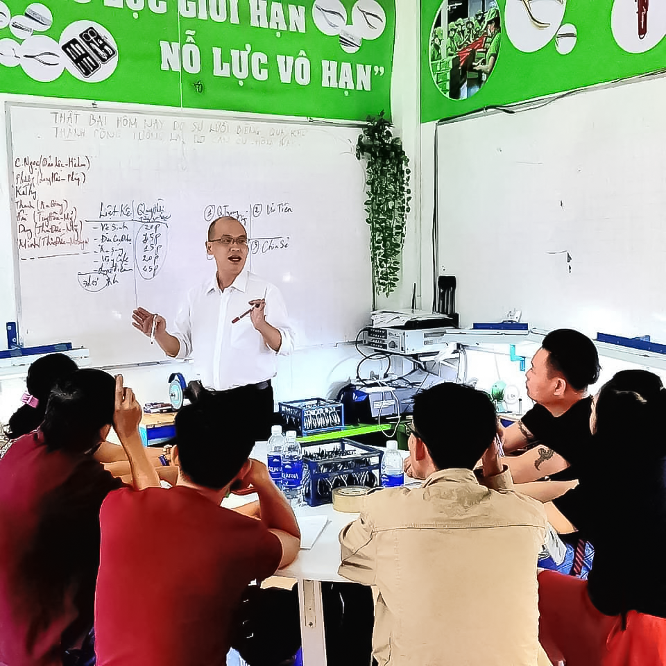 Học mài kéo tông đơ – Cơ hội học nghề vững vàng 2025